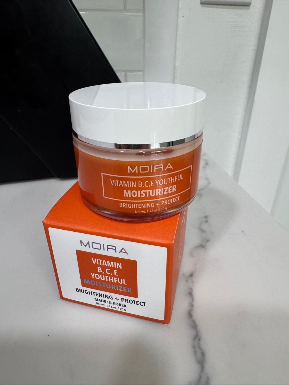 MOIRA   Vitamin B, C, E  Youthful Moisturizer Face Cream   NIB